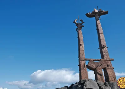 Lanzarote in bicicletta | Statua a Costa Teguise 2